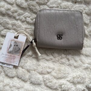 Jessica Simpson Light Gray Women's Wallet